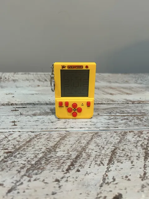 Fizz Creations Pac-Man Mini Arcade Keychain Game