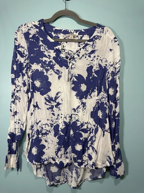 Calvin Klein Jeans Blouse Size M Blue White Floral Long Sleeve