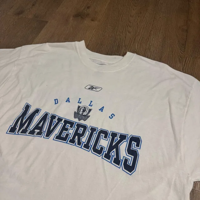 Reebok Dallas Mavericks T-Shirt Size L White NBA Basketball Graphic