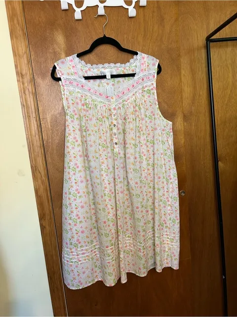 Vintage Eileen West Pink Floral Cotton Nightgown Dress with Lace and Ribbon