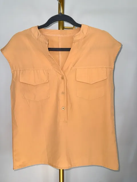 Unbranded Sleeveless Blouse Size XS Peach V-Neck Pocket Top