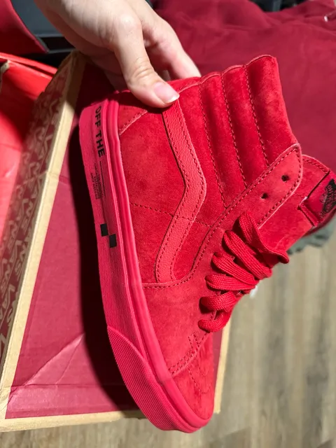 Vans Sk8-Hi Size 4.0 Red Mono Suede High Top Sneakers