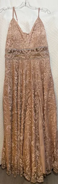 xtraordinary Dress Size 15W Rose Gold Embroidered Rhinestone Maxi Gown