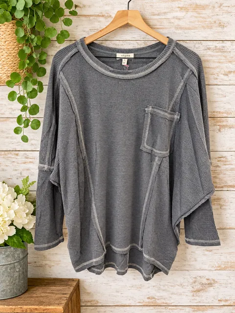 NWT Umgee Waffle Knit Top Size L Charcoal Gray Oversized Pocket Shirt