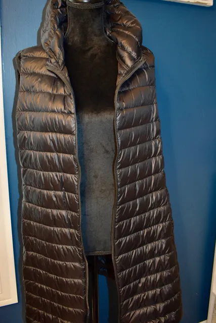 elfjoy Long Puffer Vest Size L Black Quilted Down