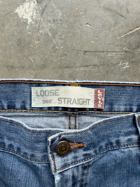 Vintage Y2K Faded Baggy Wide Leg Levi's 569 Loose Straight Men's Denim Jeans W38