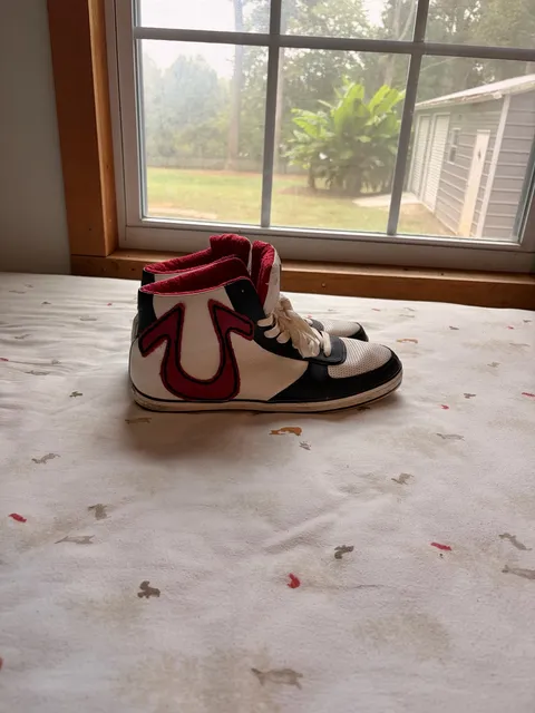 True Religion High Top Sneakers Size 12 Black White Red