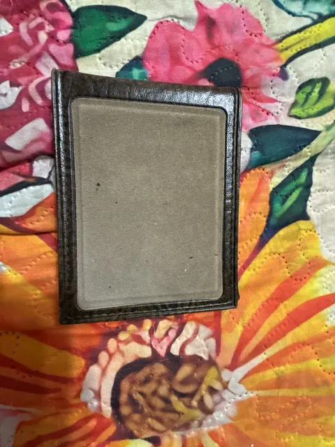 Vintage Brown Leather Bifold Wallet With ID Windows