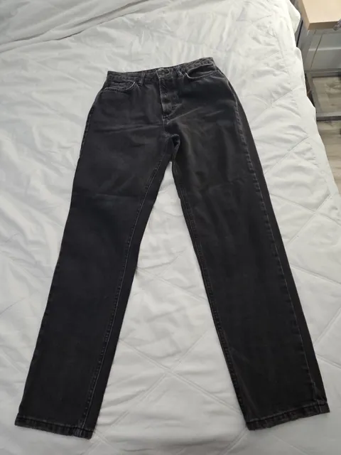 BDG Urban Outfitters Mom High-Rise Jeans Size 29 Black Denim