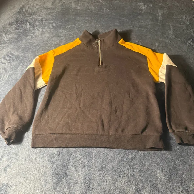 H&M Divided Quarter Zip Sweatshirt Size S Colorblock