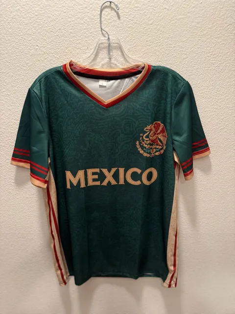 Mexico Soccer Jersey Size L Green V Neck National Team Football Shirt REP JERSEY