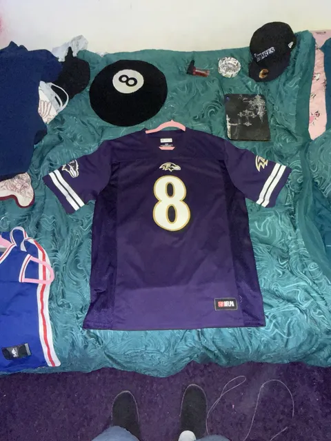 NFL Team Apparel Baltimore Ravens Lamar Jackson #8 Jersey Size L Purple