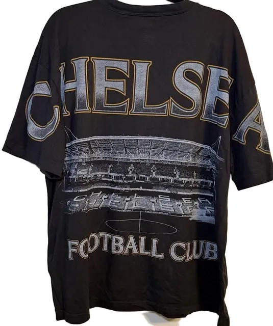Chelsea Football Club Official Merchandise T-Shirt XL Black Stadium Graphic