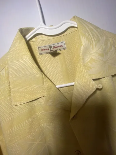 Tommy Bahama Silk Hawaiian Button Down Shirt Size M Yellow Leaf Palm Camp