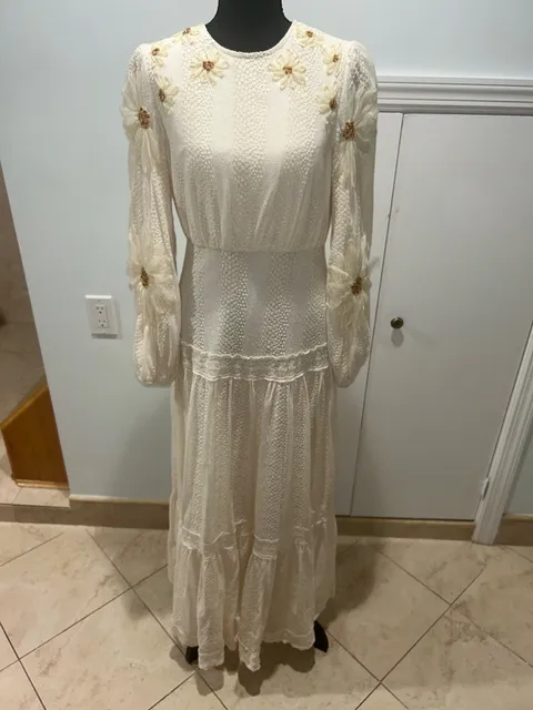Vintage Long Sleeve Lace Floral Applique Maxi Dress Cream