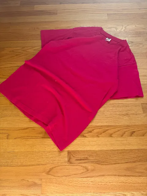 Fruit of the Loom T-Shirt Size L Pink USA Made Cotton single stitch 