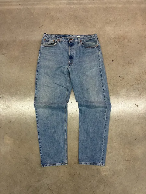 Levi's 550 Relaxed Fit Jeans Size 38x34 Medium Wash Made in USA
