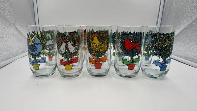 Vintage Twelve Days Of Christmas Drinking Glasses Set Of 12 Tumblers