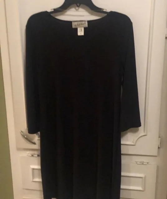 Tricot Edwards Dress Size M Black Bell Sleeve