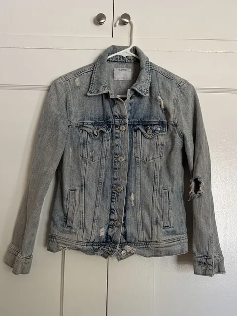 Old Navy Denim Jean Jacket Size S Distressed Light Wash