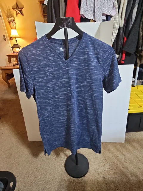 Under Armour V-Neck T-Shirt dress Size MD Blue Space Dye Fitted Tee
