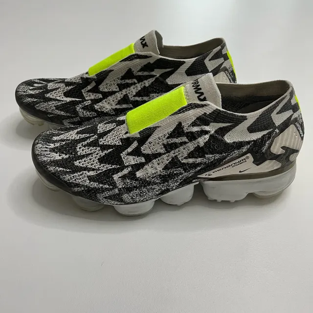 Nike Air VaporMax Flyknit Moc 2 Acronym Light Bone Volt Sneakers Size US 7.5