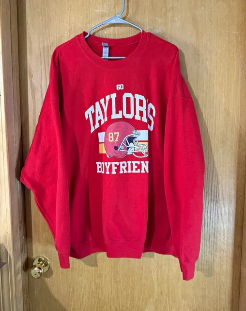 Gildan Heavy Blend Red Crewneck Graphic Pullover Sweatshirt Kelce 87 2XL