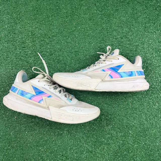 Nike KD 16 Sneakers White Pink Blue
