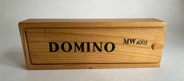 DOMINO MW 4003 Wooden Box Set Vintage Dominoes