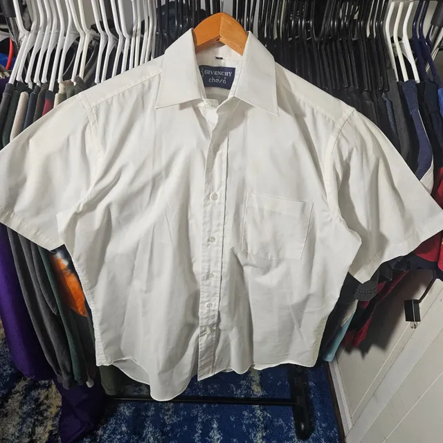 GIVENCHY for Chesa White Short Sleeve Button Down Shirt Made in Korea