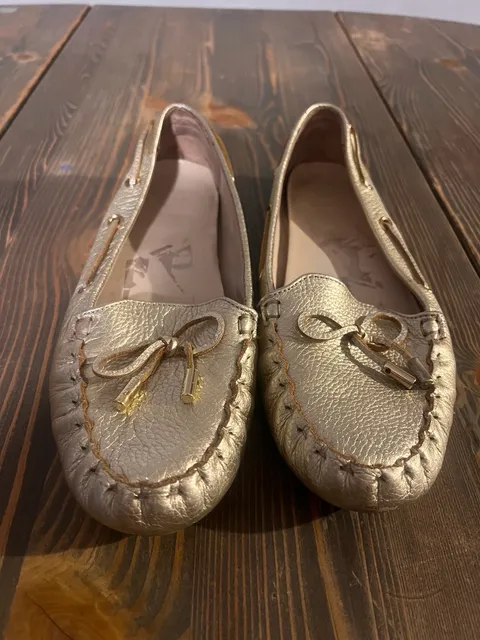 Cole Haan Gold Leather Driving Moccasins Size 9B