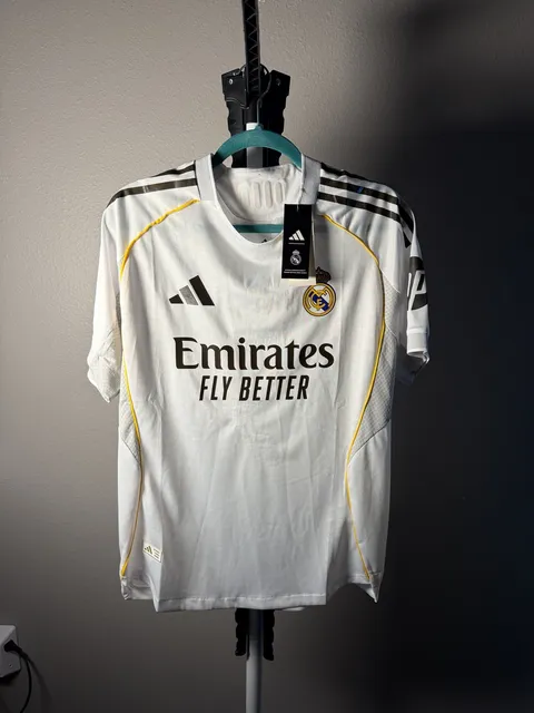 Adidas Real Madrid Vini Jr. 7 Jersey Size L White