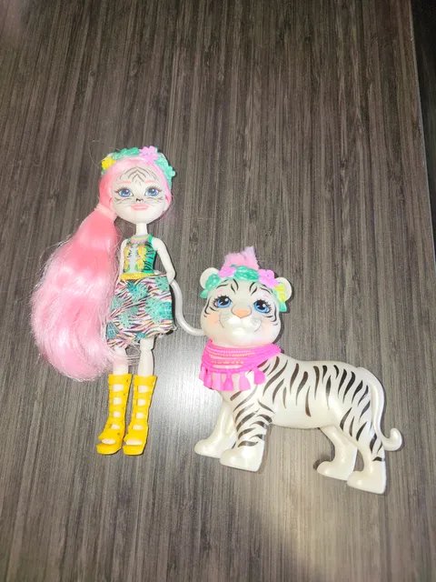 Mattel Enchantimals Tanzie Tiger Doll and Kitty pet Figure