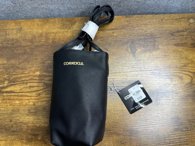 Corkcicle The Chic Canteen Carrier Sling Bag Black Gold