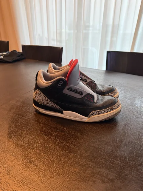 Jordan 3 Retro Black Cement 2011 Size 11