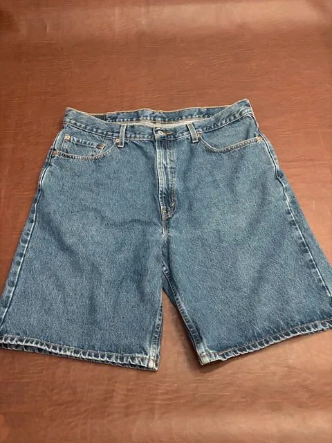 Levi's 550 Denim Shorts Size 38 Blue Relaxed Fit