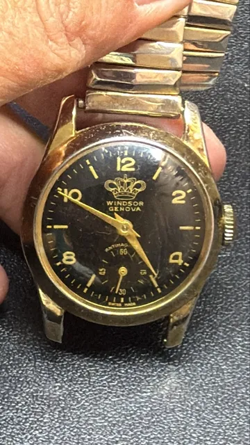 Windsor Geneva Vintage Swiss Antimagnetic Mechanical Watch needs pin in band