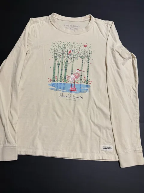 Life Is Good Long Sleeve Crusher Tee Size XS Peace On Earth Heron