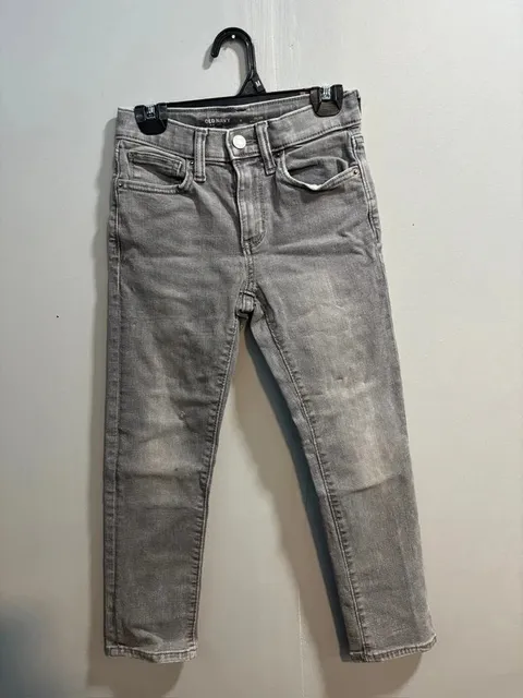 Old Navy Slim Jeans 8