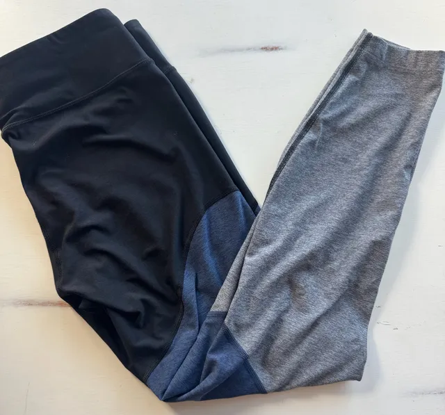 Outdoor Voices Leggings Size L Colorblock Athletic Pants