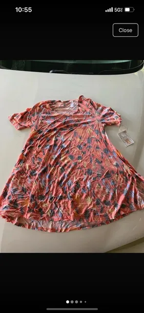 Lularoe Sarah Tunic Size XS Pink Patterned Asymmetrical Short Sleeve Shirt