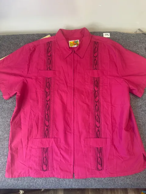 The Genuine Habano Guayabera Zip Front Shirt Size XL Magenta
