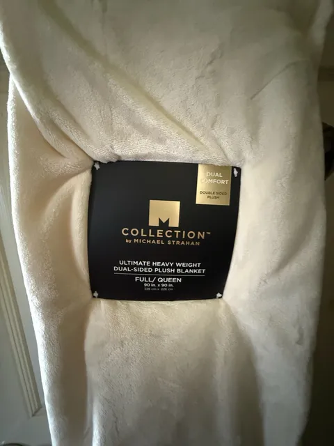 Cream Colored Collection by Michael Strahan Full/Queen Blanket
