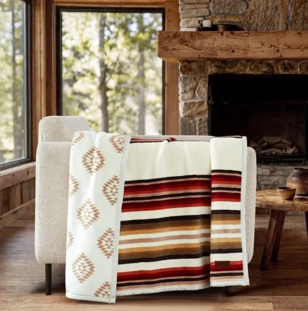 NEW Pendleton Woodland Stripe Reversible Plush Throw Blanket 50”x70”