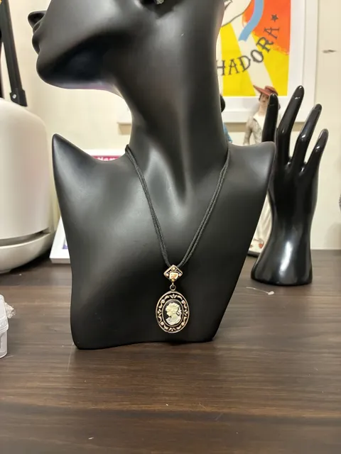 Lia Sophia Vintage Cameo Pendant Necklace