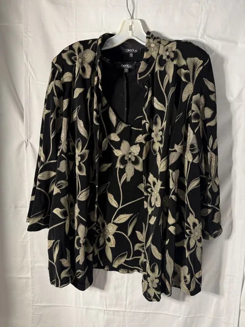 ONYX Nite 2-Piece Top & Jacket Set Size 2X Black Gold Floral
