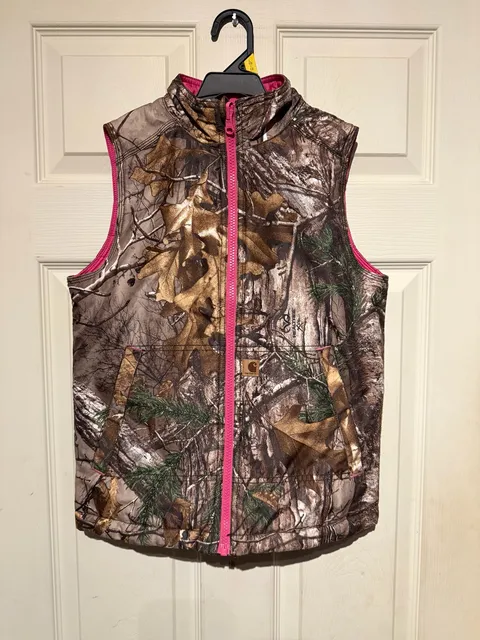 Carhartt Reversible Camo Puffer Vest Size M (10/12) Pink/Camo
