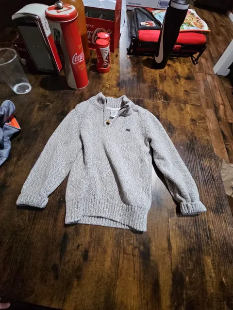 (550) Carters Quarter-Zip Sweater Size 4T Gray