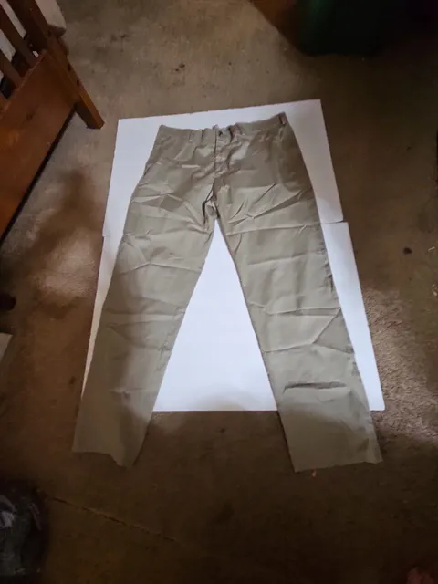 Haggar Iron Free Premium Khaki Straight Fit Pants 38x32 Tan