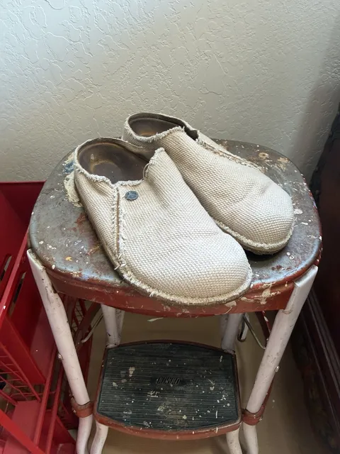Birkenstock Maine Clogs Size 39 Regular Canvas Tan